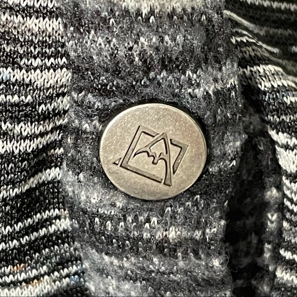 AVALANCHE space dye performance top | M - Picture 5 of 10